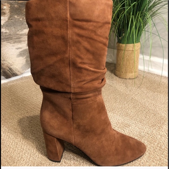 Banana Republic Slouchy Boot - Picture 5 of 8